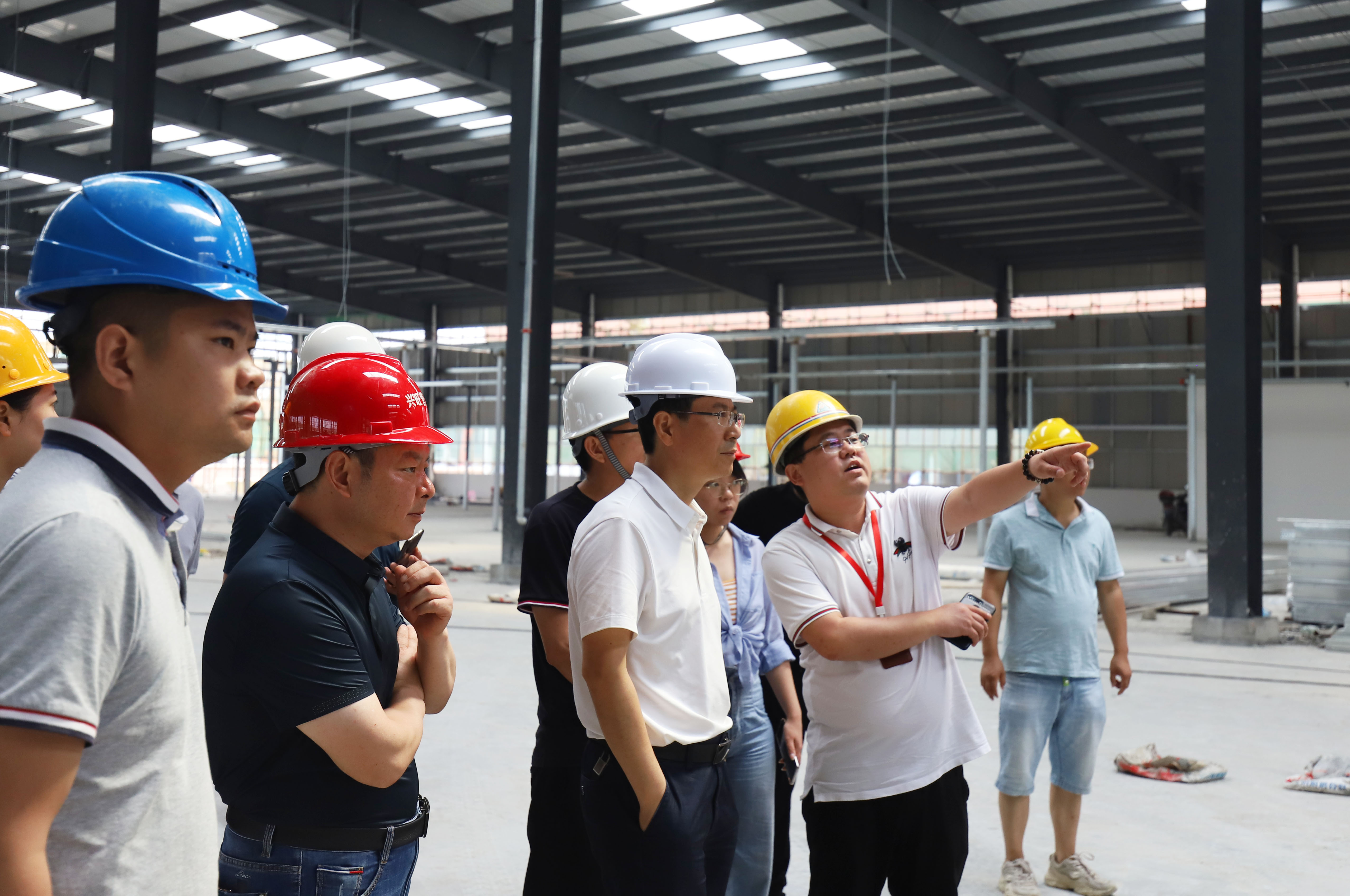 景刚调研包装精密1.jpg 景刚调研包装精密1.jpg