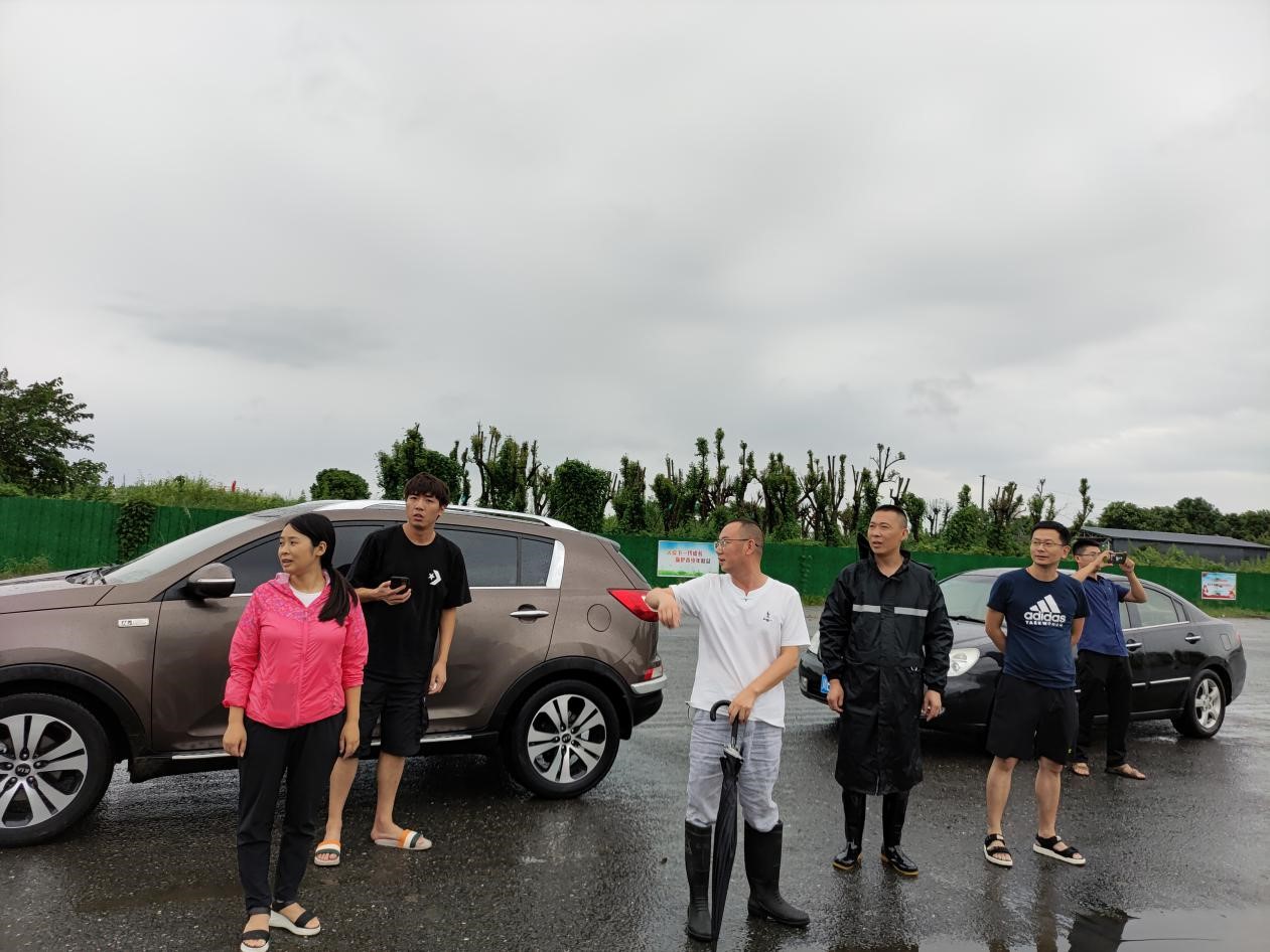 慰问.jpg 慰问.jpg