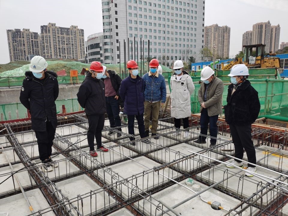 景刚111.jpg 景刚111.jpg