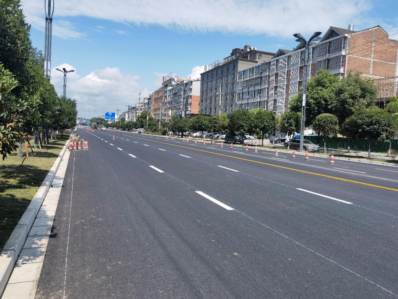 6.9加班加点抢进度,全力以赴赶工期4.jpg 6.9加班加点抢进度,全力以赴赶工期4.jpg