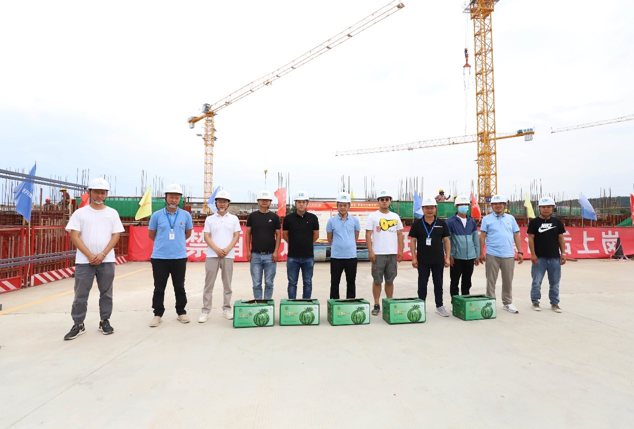 6.22童彪带队开展建设项目现场办公及慰问活动3.jpg 6.22童彪带队开展建设项目现场办公及慰问活动3.jpg