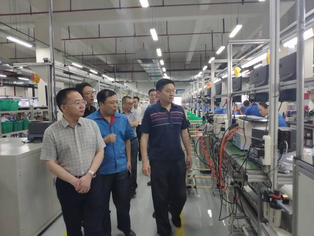 杨学宁到经开区调研重点企业上市工作.jpg