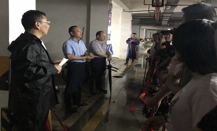 暴雨4.jpg