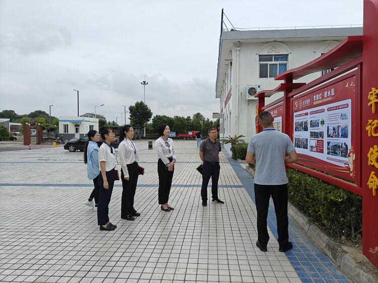 李华平调研水务1.jpg