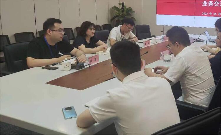 罗欢2.jpg