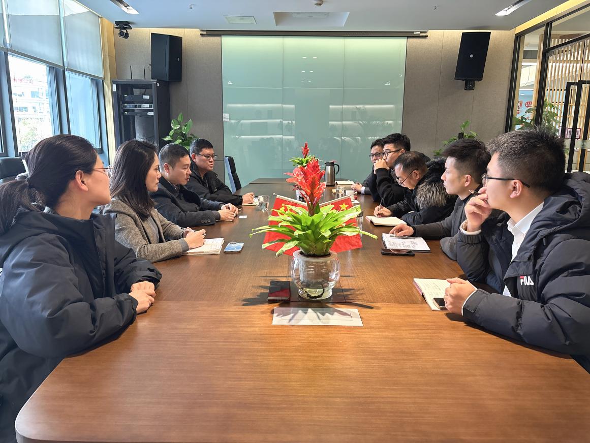 2.25鑫耀集团赴成都拜访泸州银行青羊支行.jpg